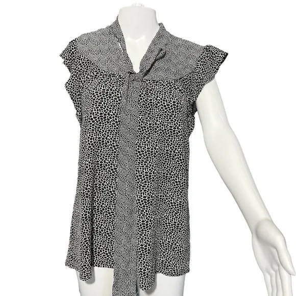 Michael Kors - Womens Ruffle Sleeve Top - Sz. SM - Picture 1 of 8